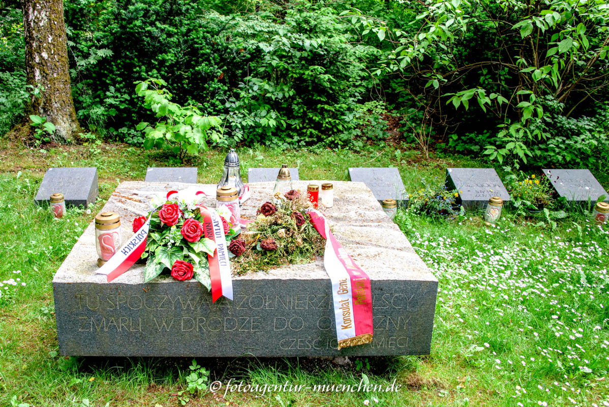 Polnische Soldatengräber