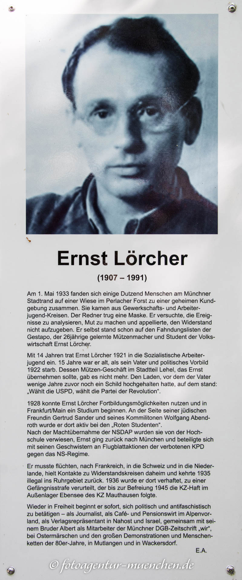 Gedenkstele - Ernst Lörcher