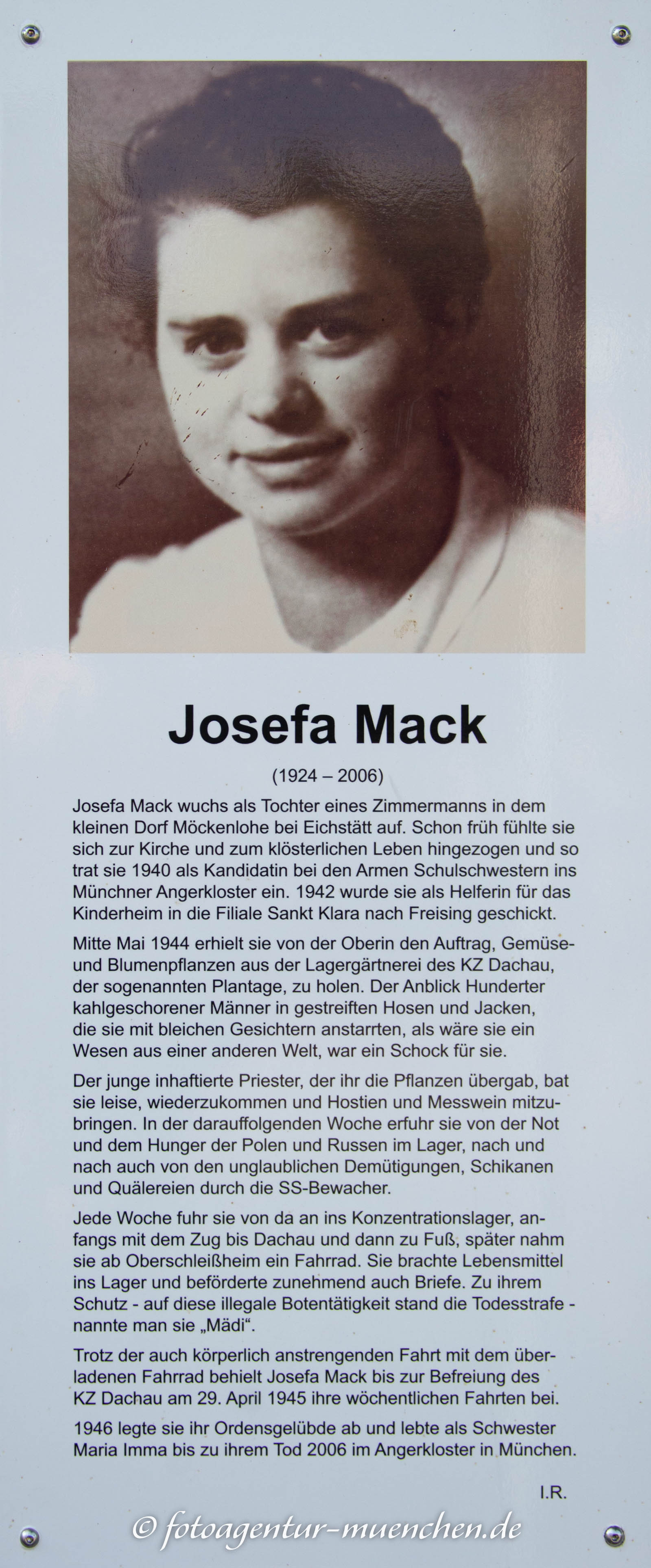 Gedenkstele für Josefa Mack