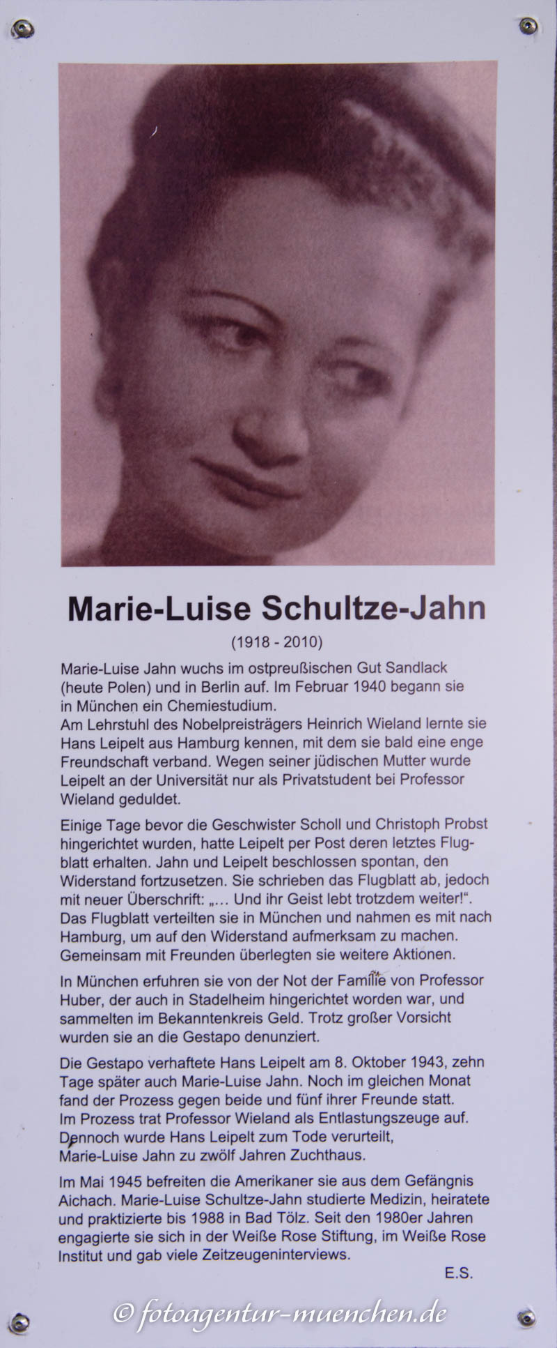 Gedenkstele - Marie-Luise Schultze-Jahn