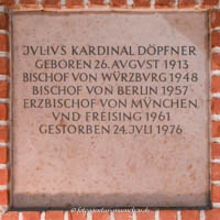  - Grabplatte - Kardinal Julius Döpfner