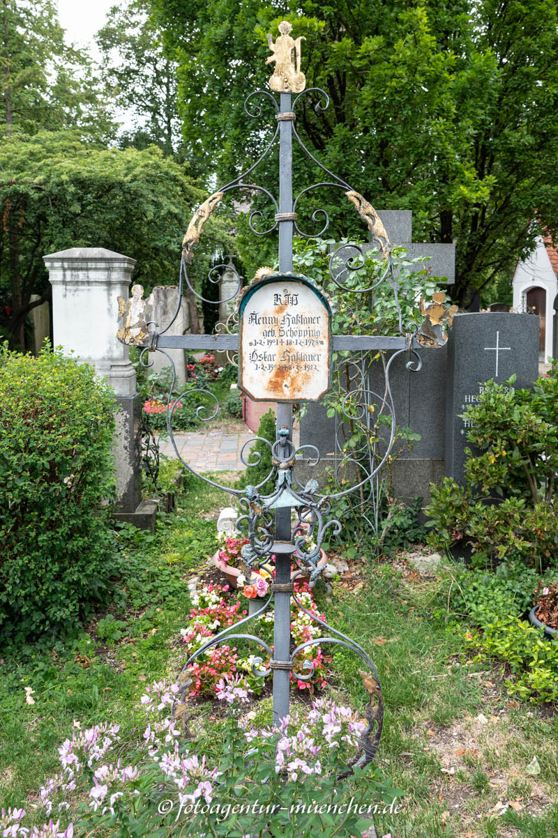 Grab - Oskar Haßlauer
