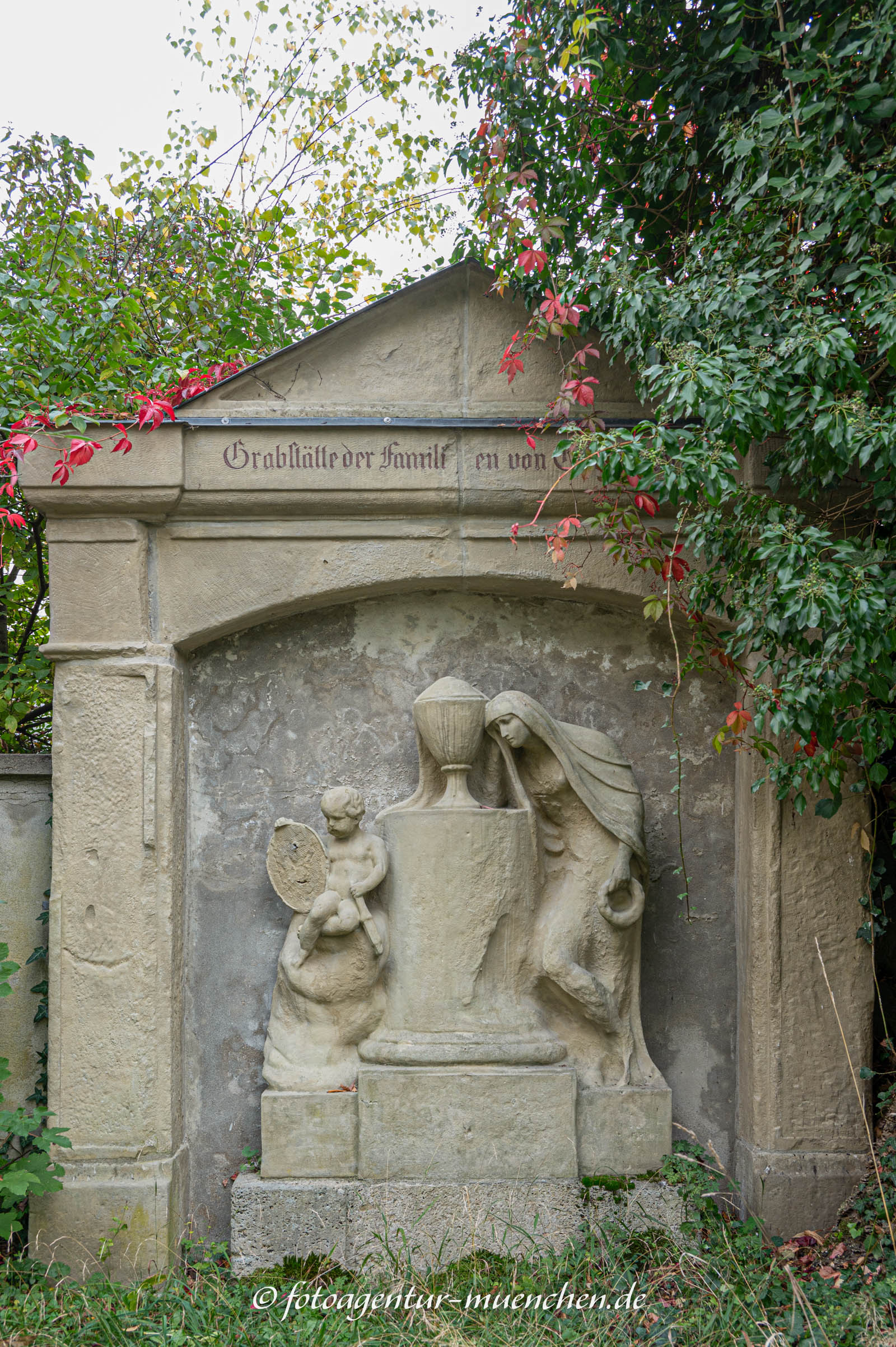 Grab - Anton Freiherr von Gumppenberg