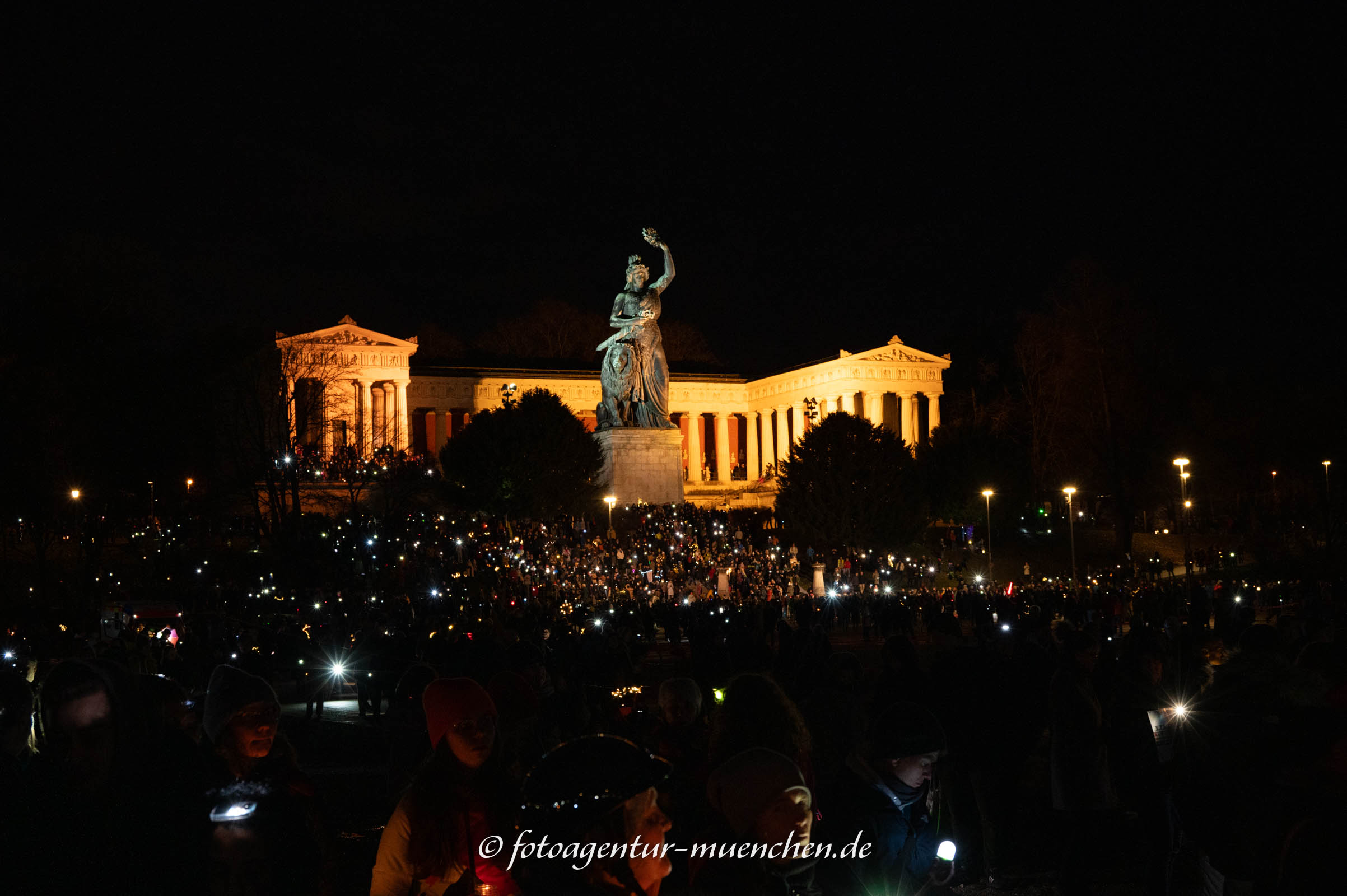 Lichterdemo gegen Rechts