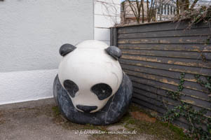 München - Sad Panda