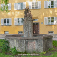 Hohlt Otto  - Bärmann-Brunnen