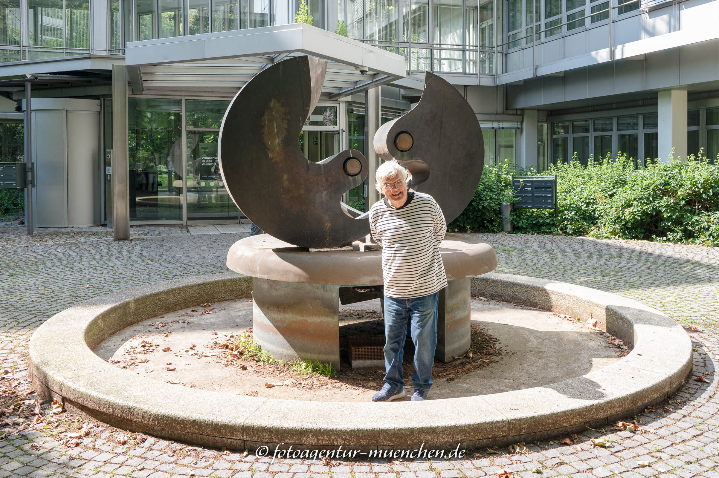 Otto Wesendonck - Ying-Yang-Brunnen