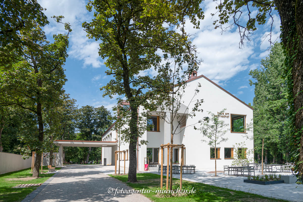 title=haus am ostfriedhof - Am Giesinger Feld - Michael Leib sen.