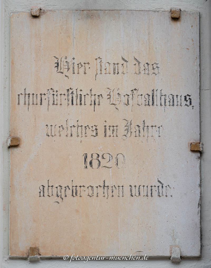 Gedenktafel Redoutenhaus, Hofballhaus