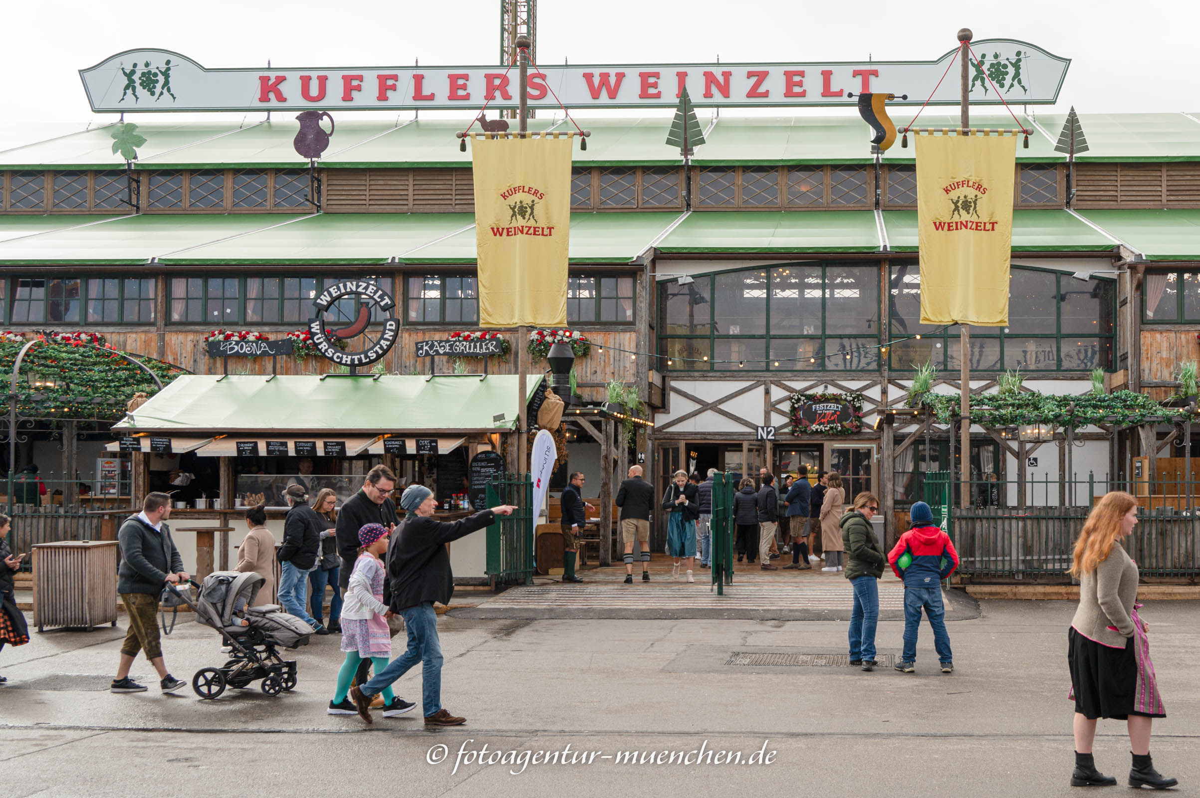 Kufflers Weinzelt