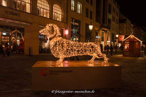  - Weihnachtsmarkt in München - Dackel