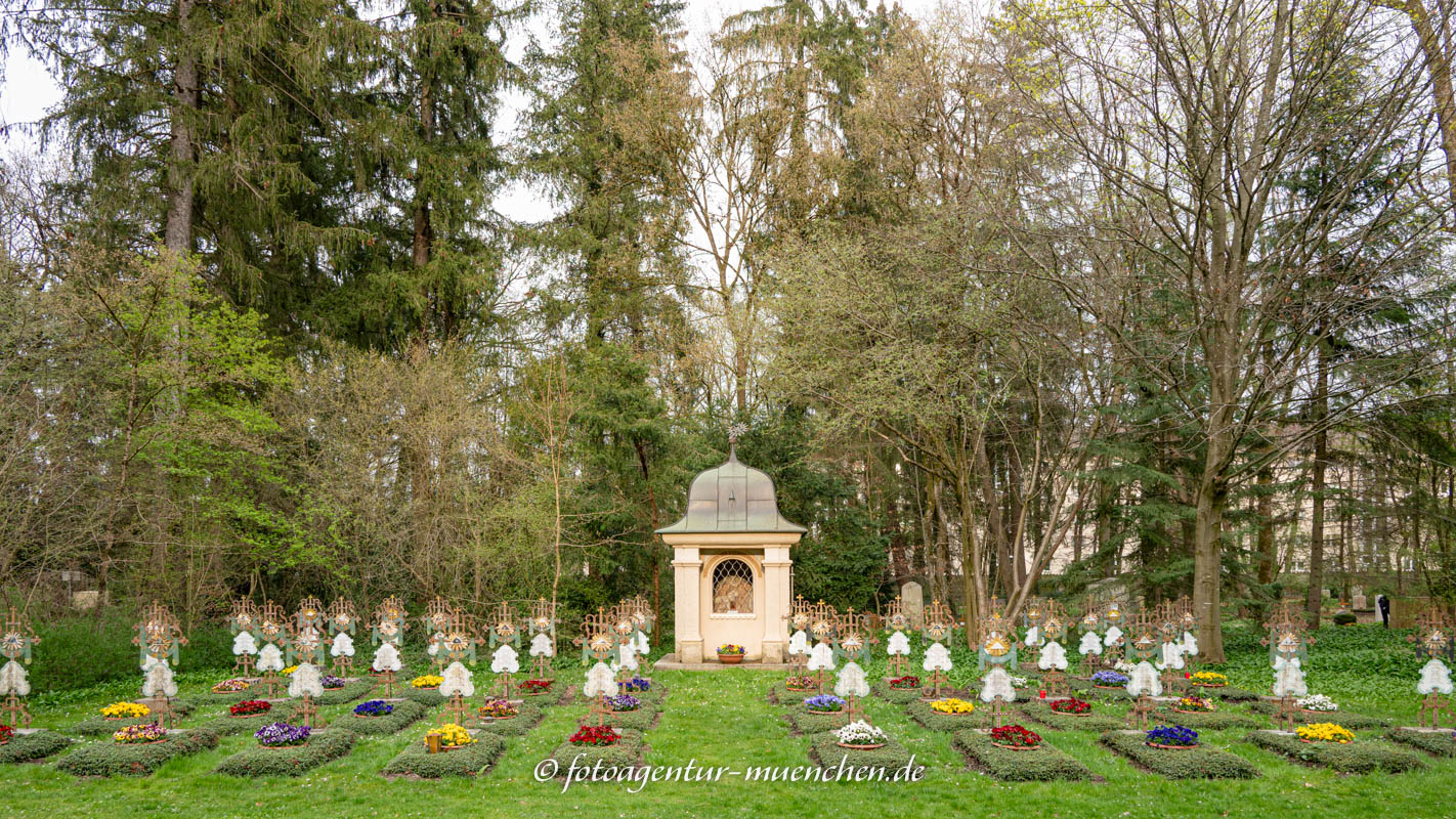 Grabankage - Katholische Heimatmission