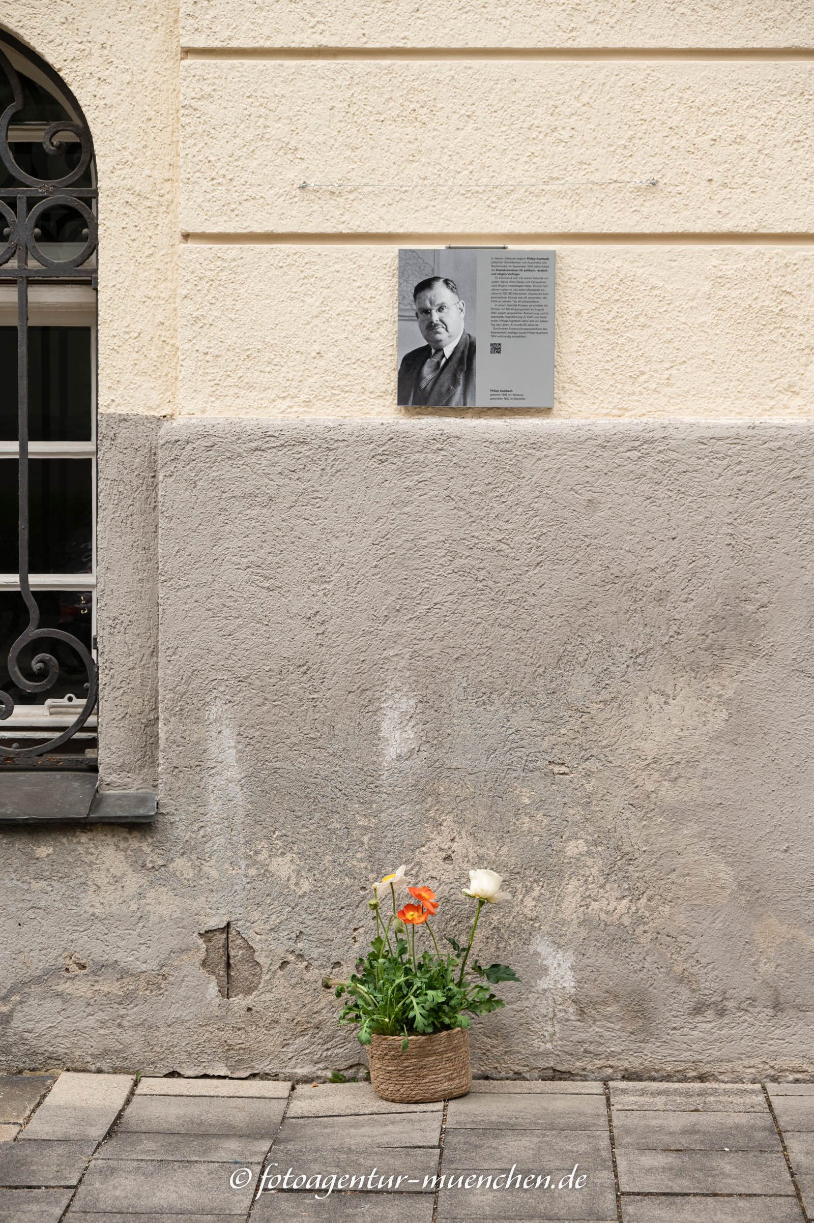 Gedenktafel - Philipp Auerbach