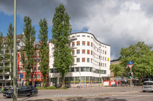  - Postgebäude
