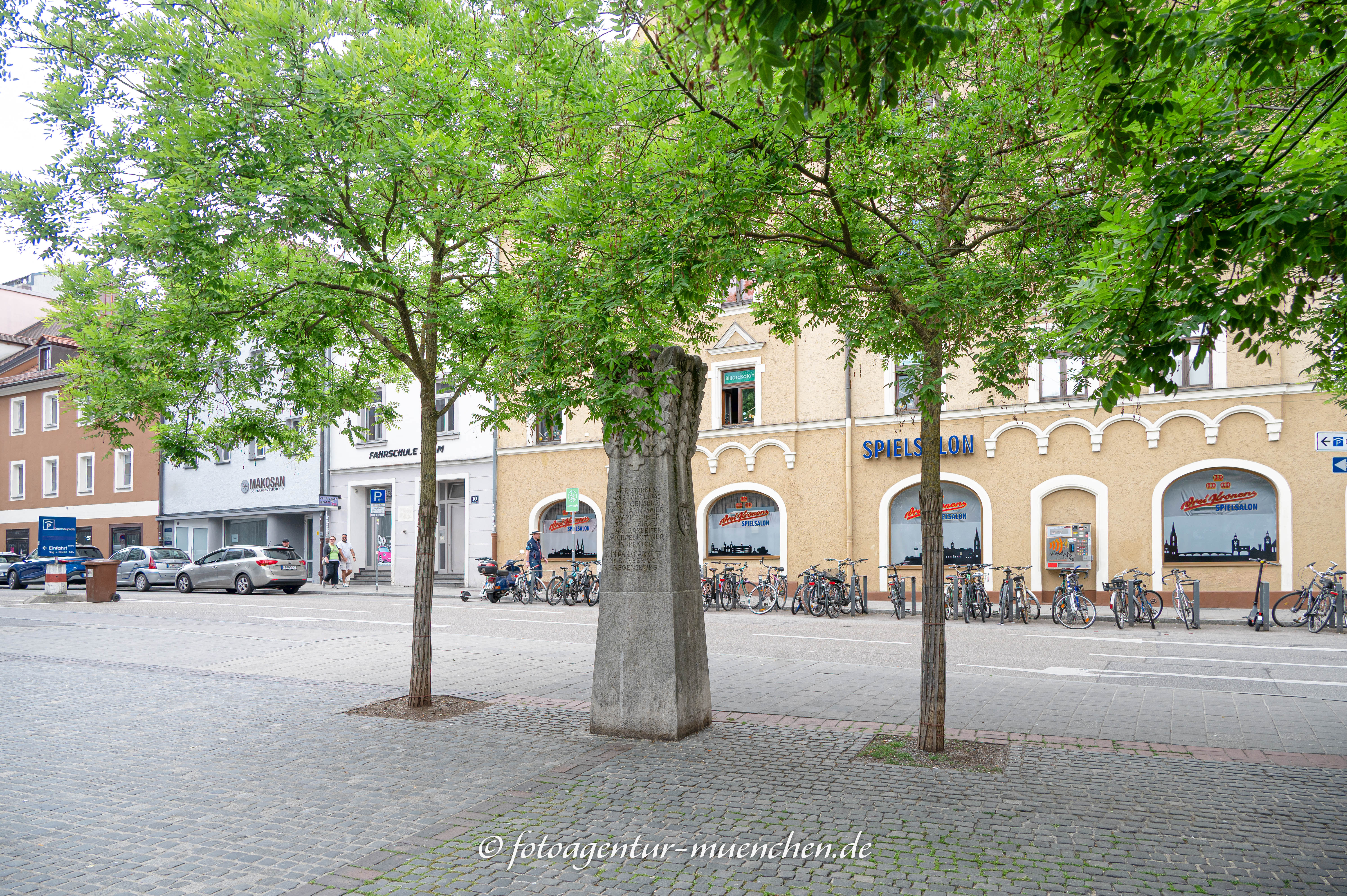 Mahnmal - Dachauplatz