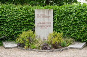  - KZ-Ehrenfriedhof