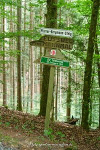  - Totenwiese - Wegweiser