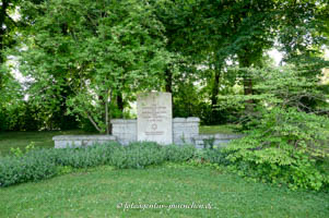  - KZ-Friedhof Kraiburg