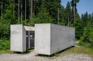  - Gedenkort Massengrab - Mühldorfer Hart