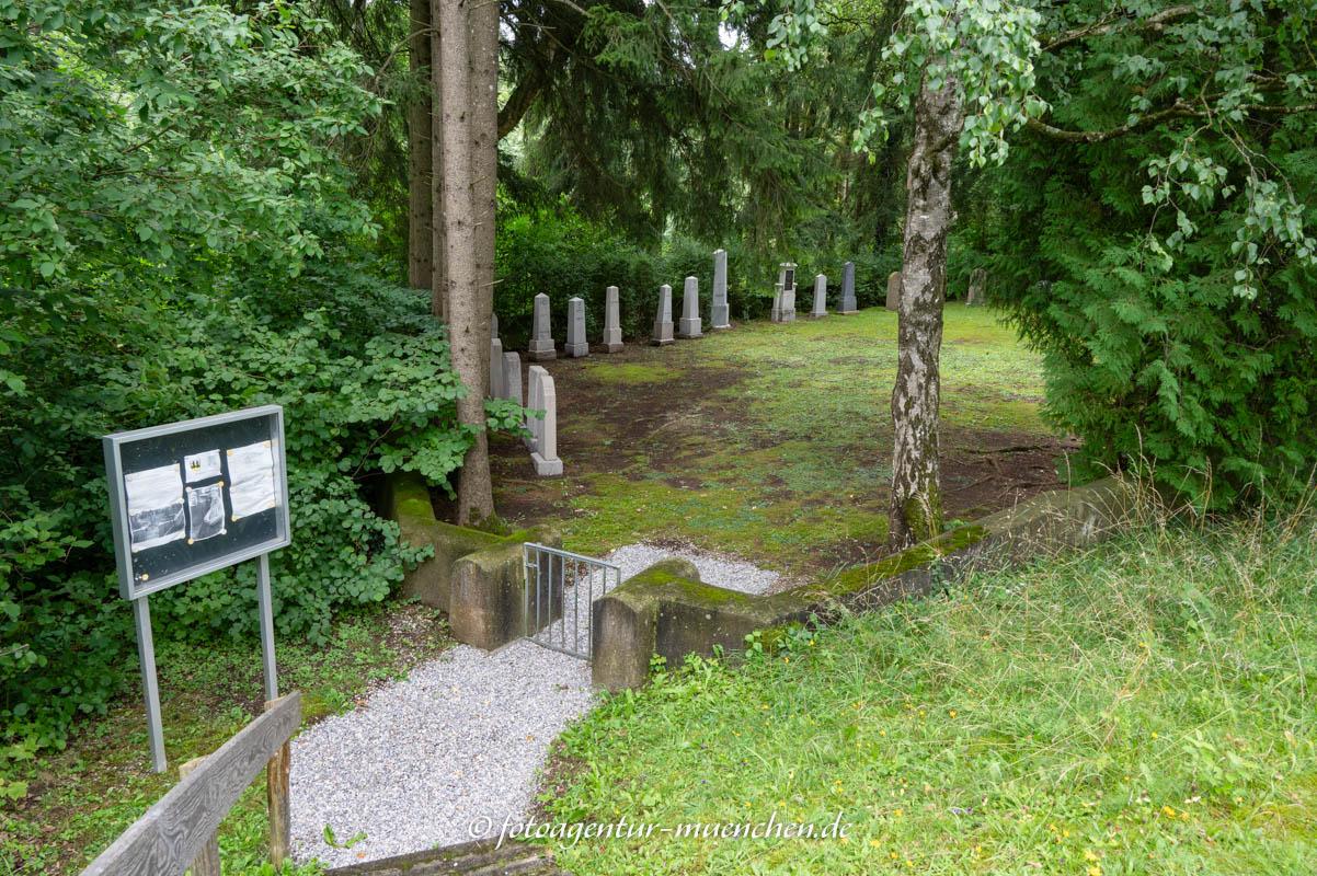 KZ-Friedhof Igling-Holzhausen