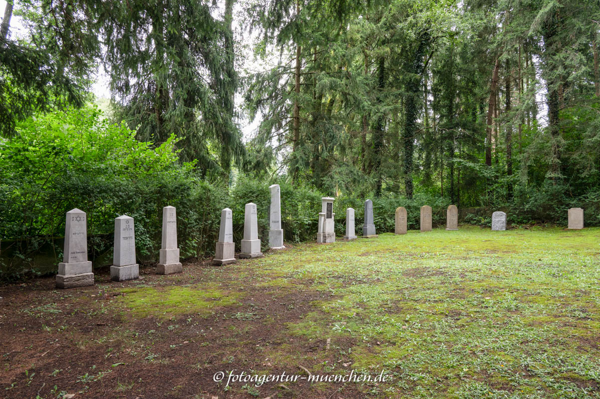 KZ-Friedhof Igling-Holzhausen