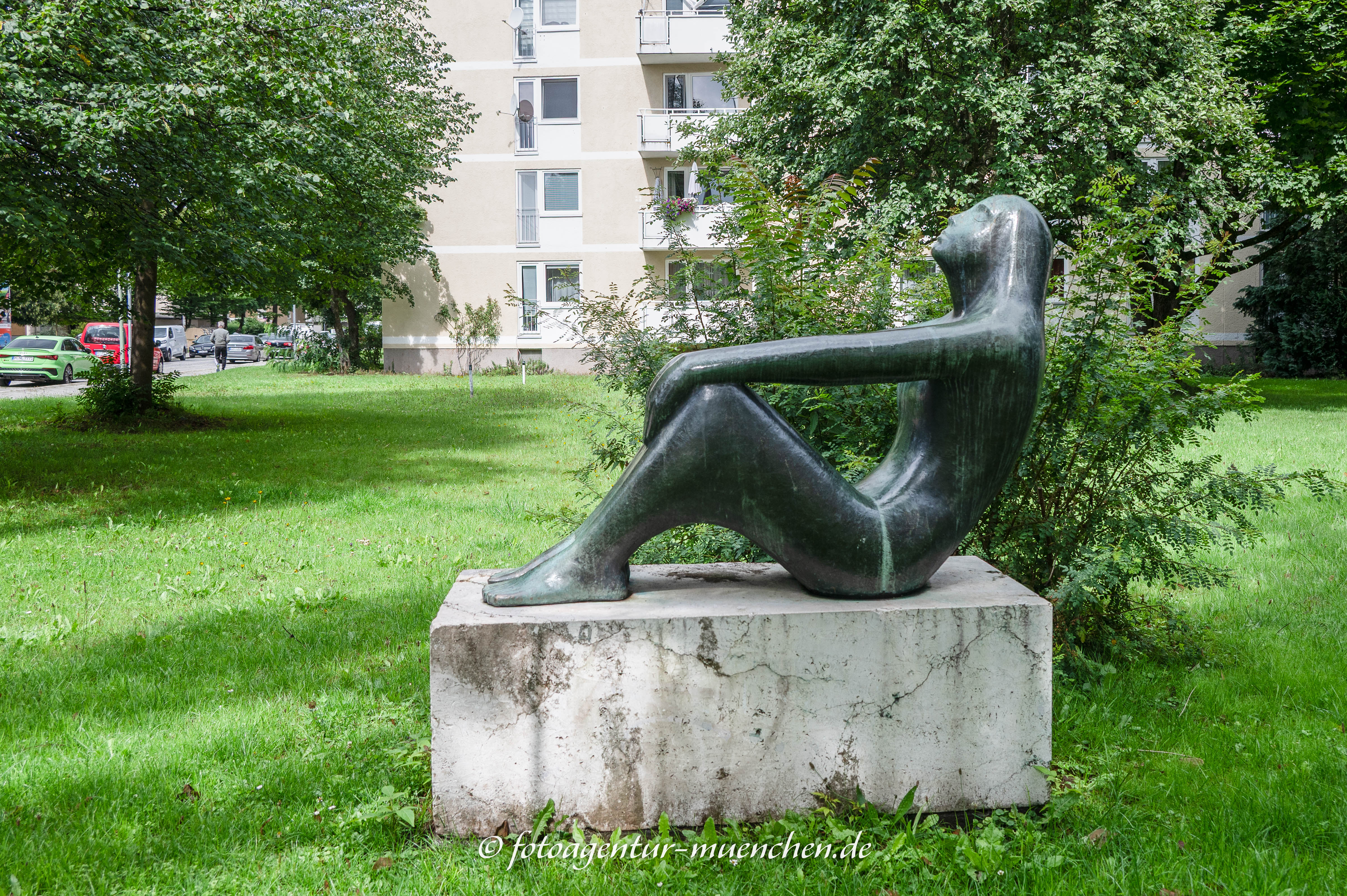 Die Sitzende