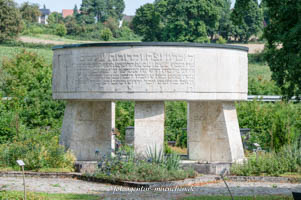  - KZ-Friedhof - Steinrain-Mallersdorf 