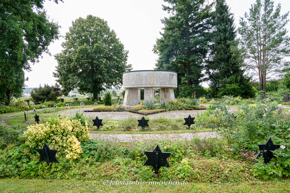 KZ-Friedhof - Steinrain-Mallersdorf
