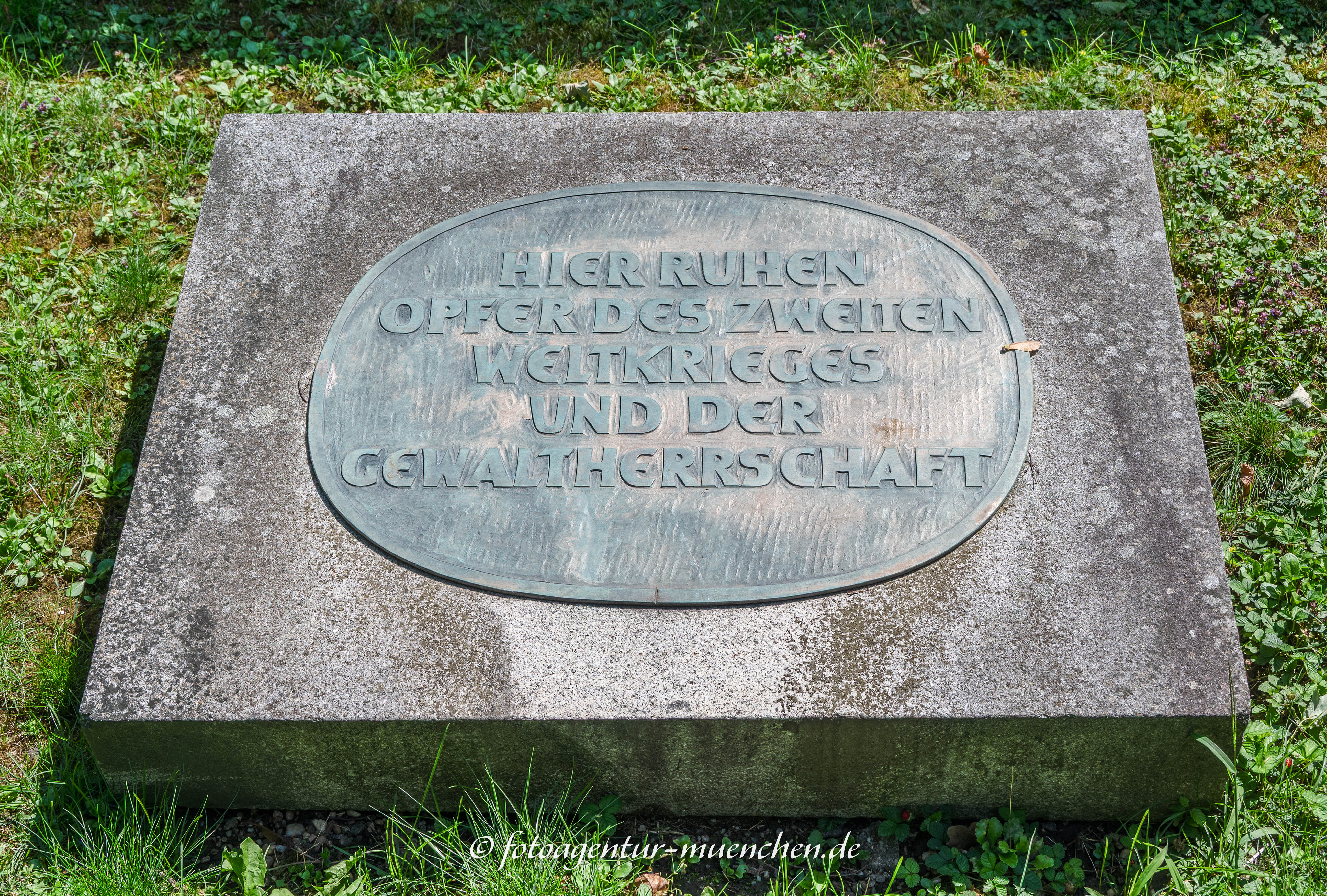 Gedenkstein - Waldfriedhof Straubing