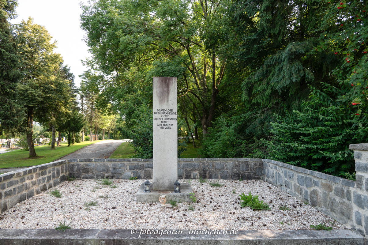 KZ-Friedhof Eging am See