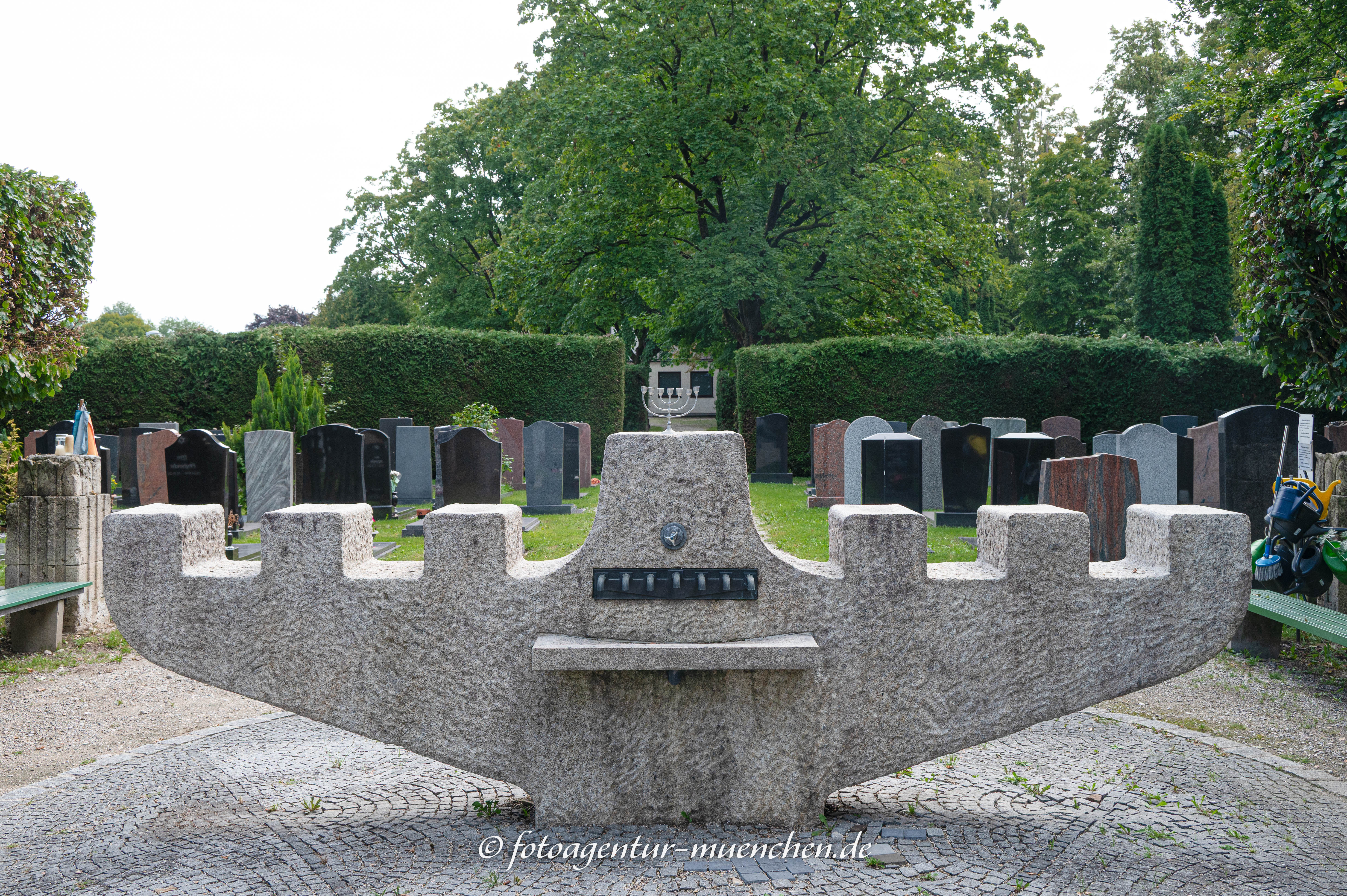 KZ-Grabstätte - Augsburg