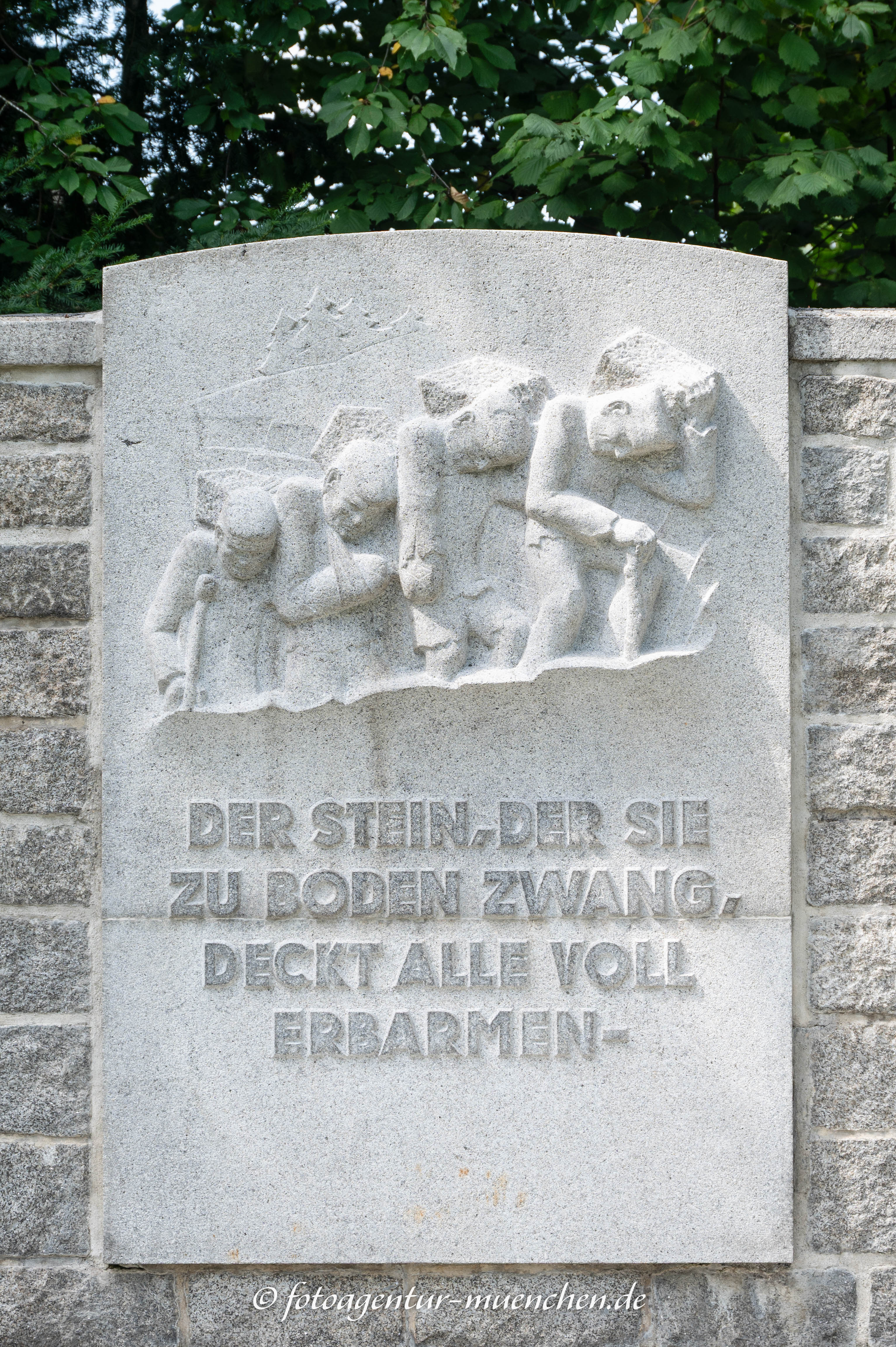 KZ-Grabstätte - Augsburg (Westfriedhof)