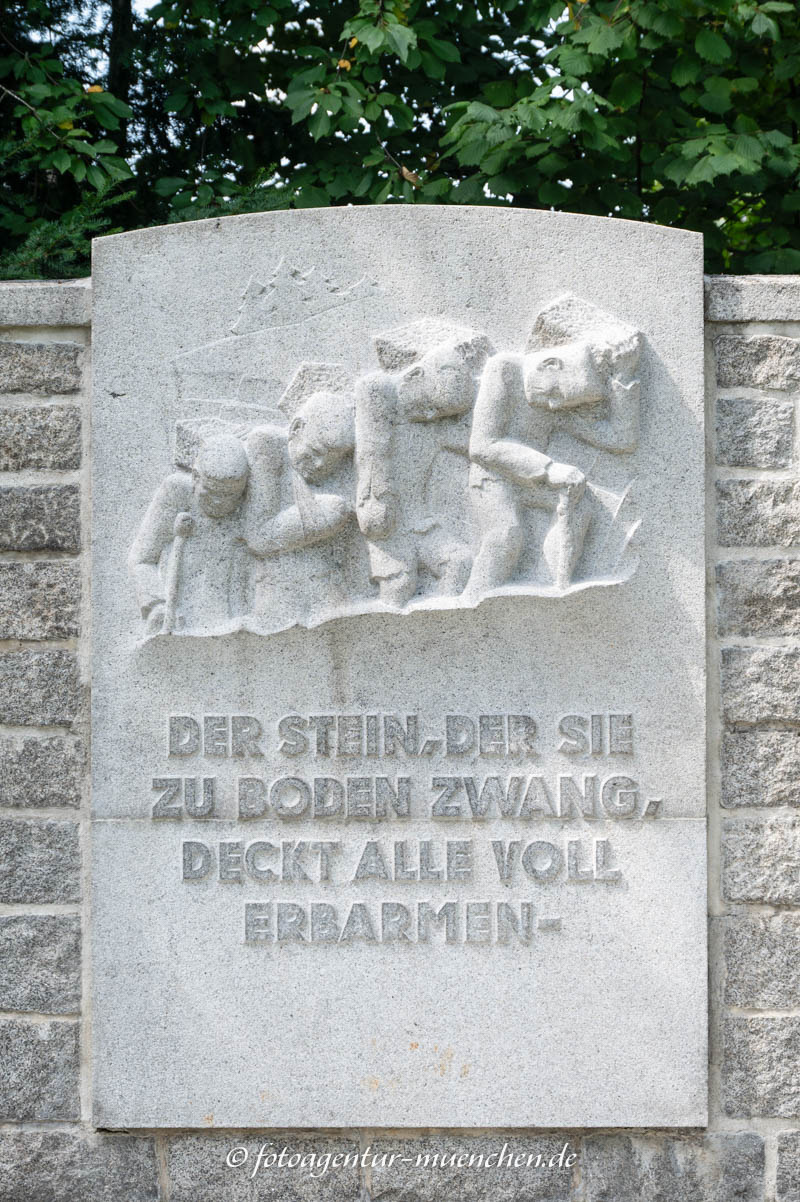 KZ-Grabstätte - Augsburg (Westfriedhof)