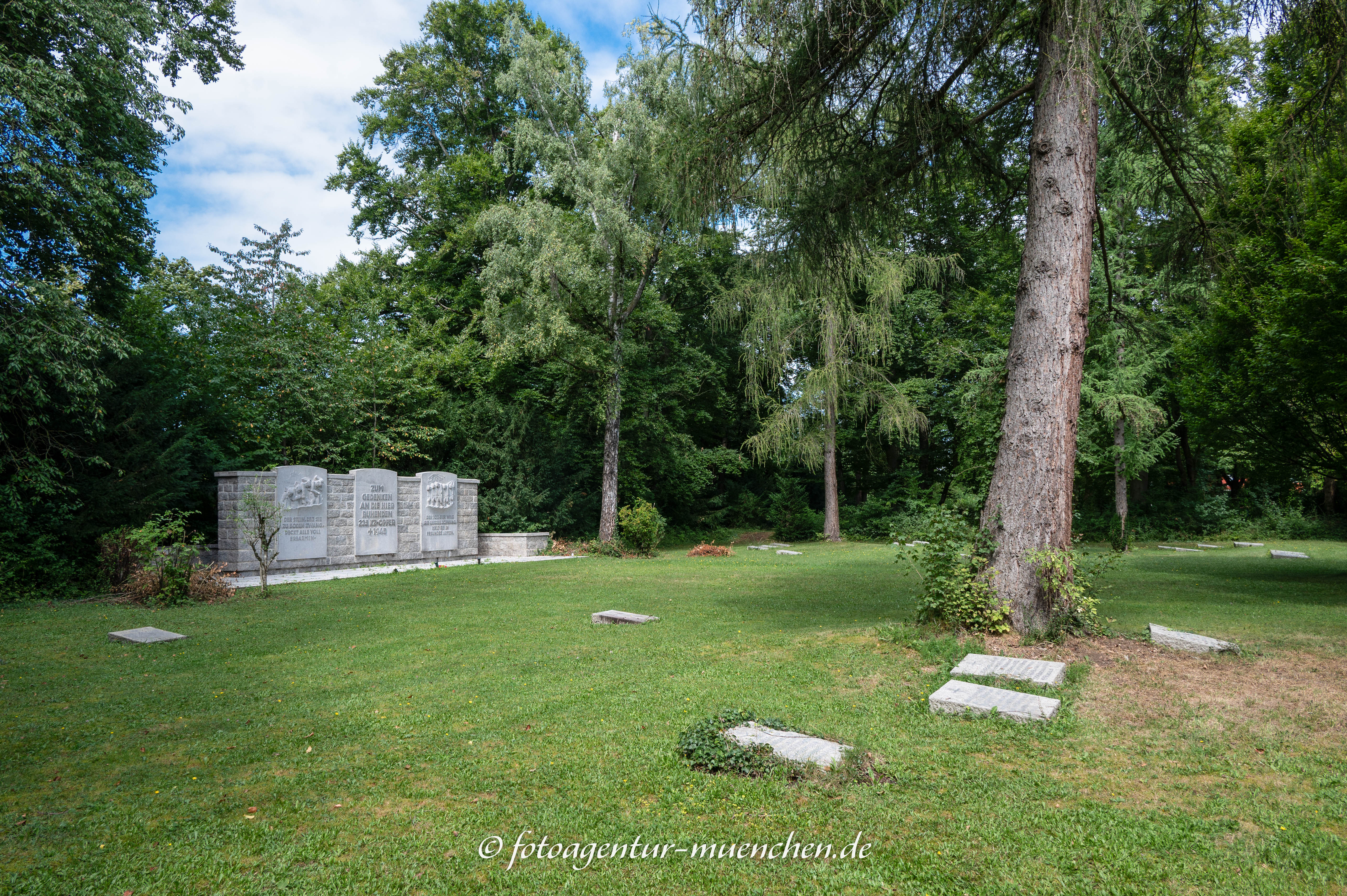KZ-Grabstätte - Augsburg (Westfriedhof)