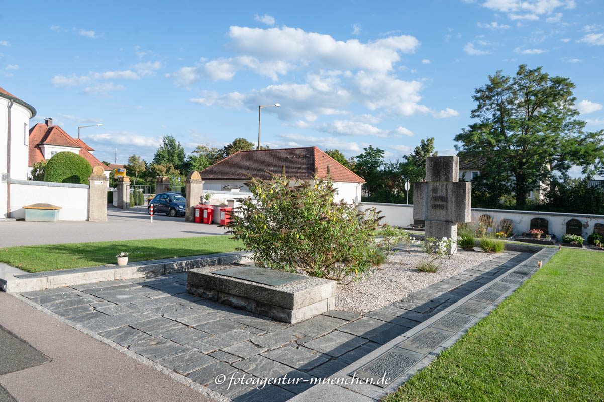 KZ-Grabstätten - Städtischen Friedhof Schwandorf