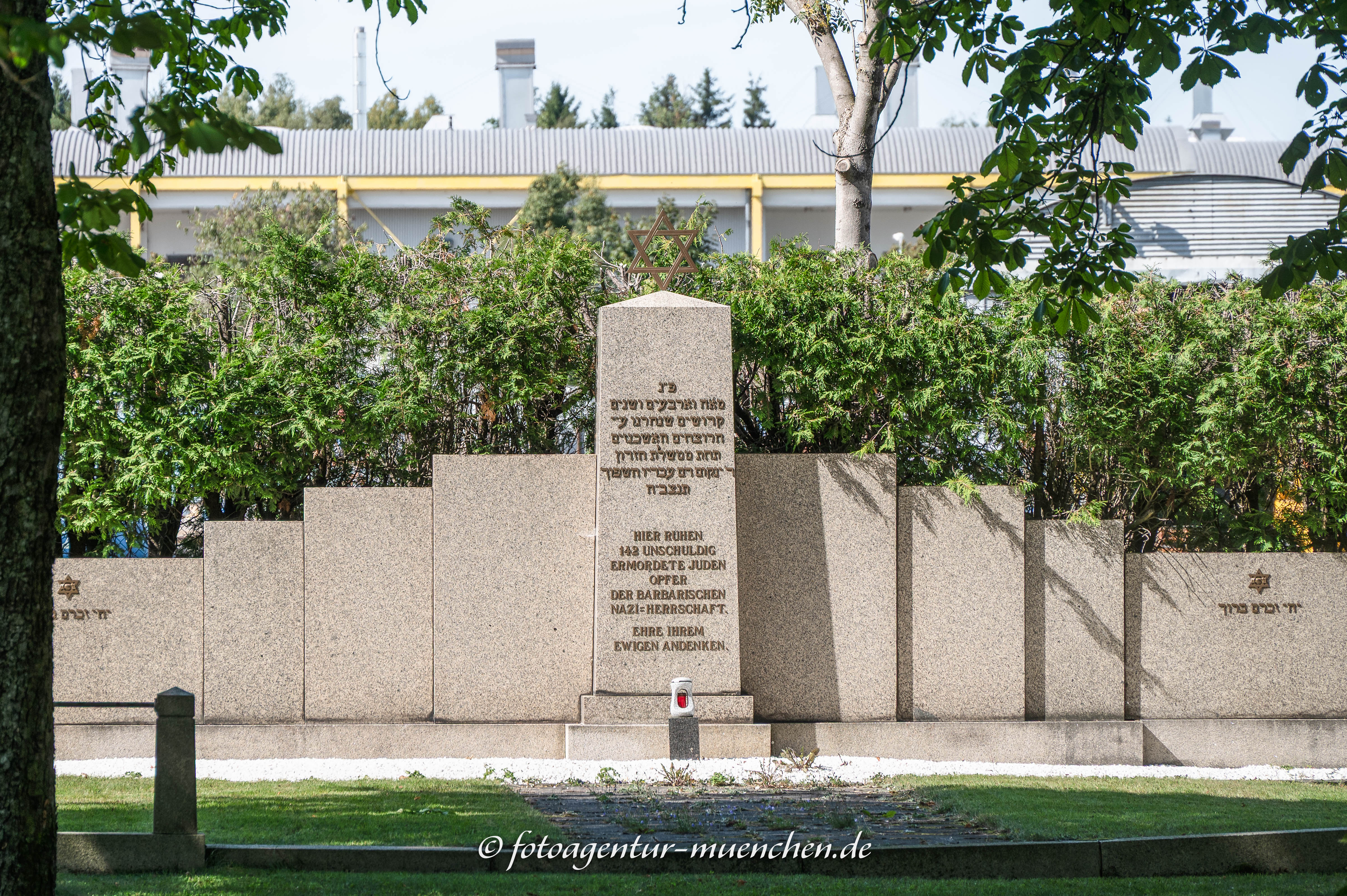KZ-Grabstätte - Jüdischer Friedhof Hof