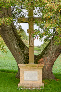  - Linde mit Kreuz