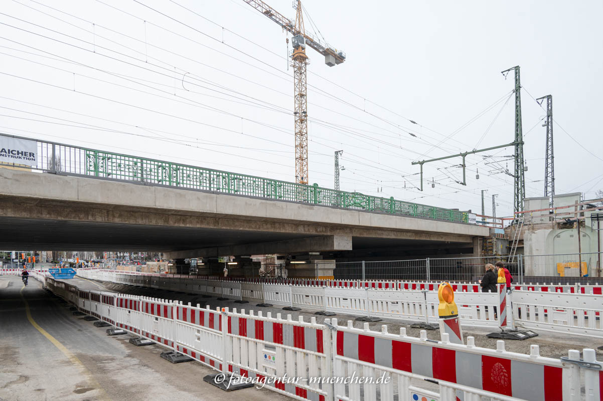 Eisenbahnüberführung