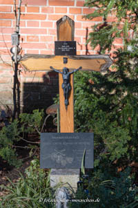  – Grab - Marie-Louise Wallersee