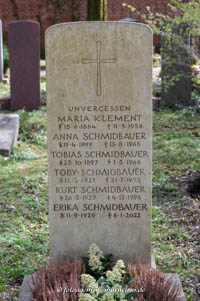 Grab - Toby Schmidbauer