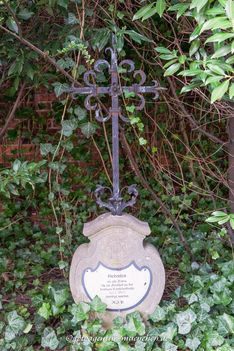 Denkmal - Alter Friedhof