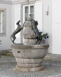 Windspiele-Brunnen