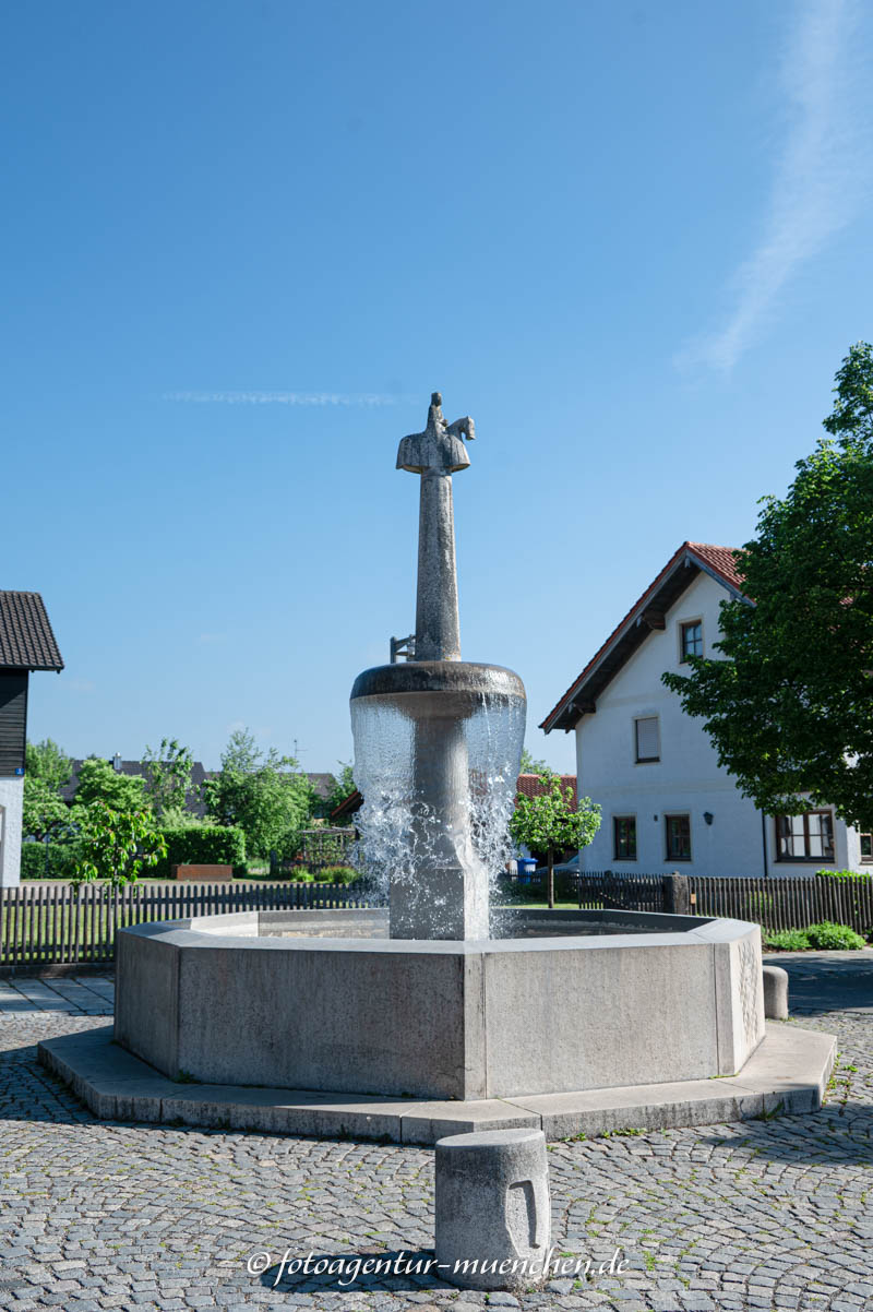 Kaiser-Ludwig-Brunnen