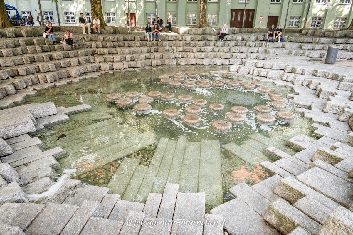 Wasserpilze-Brunnen