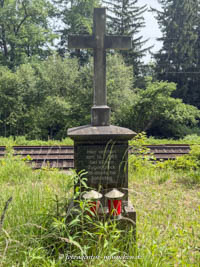 Gedenkkreuz - Zugunglück von 1945 (Oberelkofen)