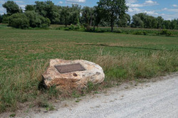 Gedenkstein - Jahrhundertflut 2013