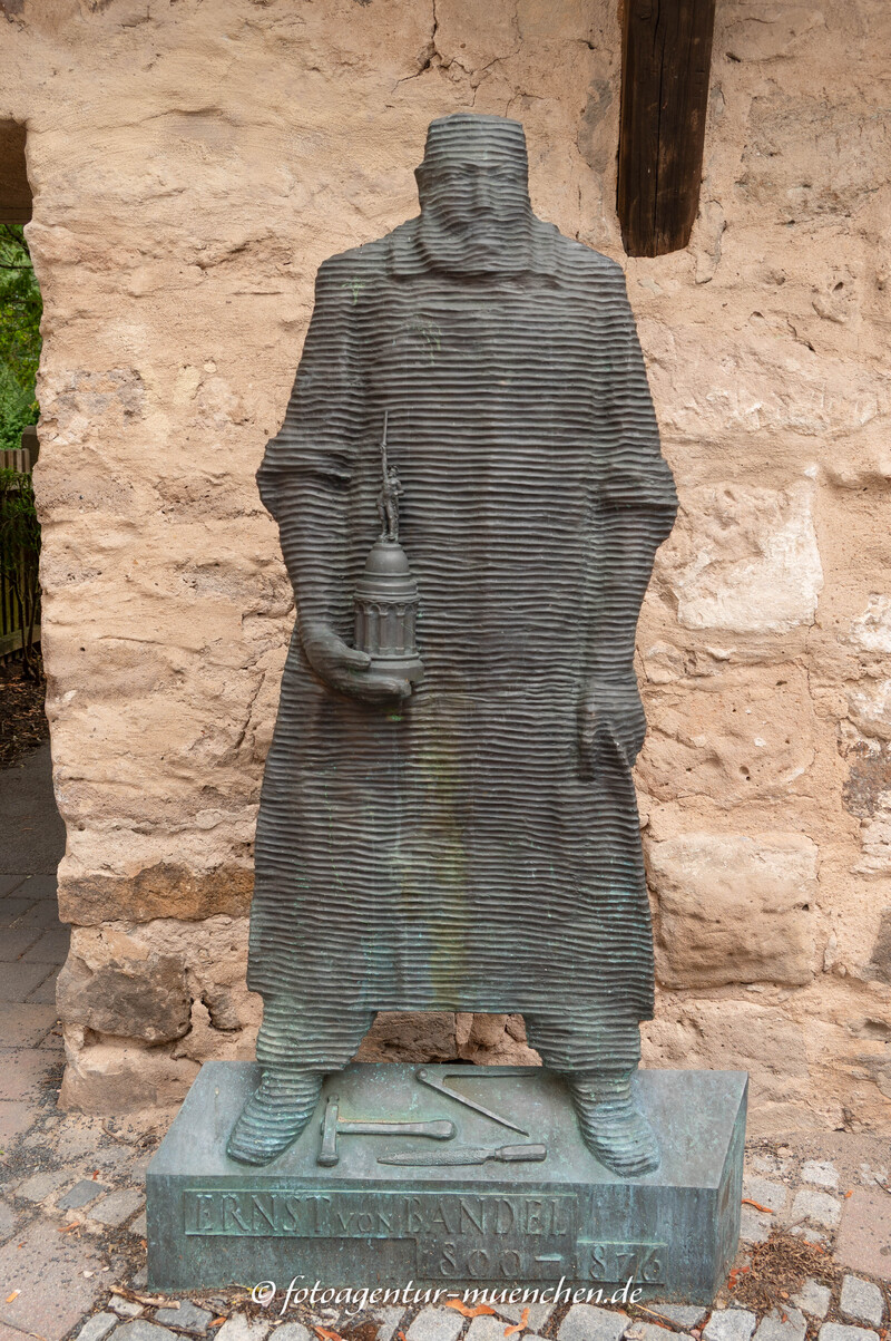 Denkmal - Ernst von Bandel