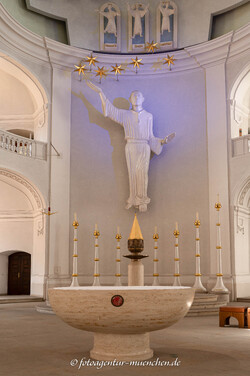 St. Michael - Altarraum