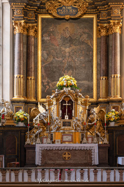 Herzogspitalkirche - Hauptaltar